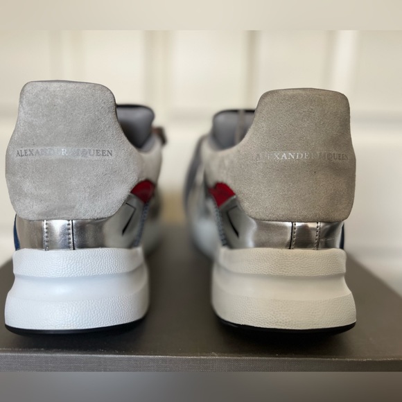 Alexander McQueen Oversized Runner - Picture 4 of 8